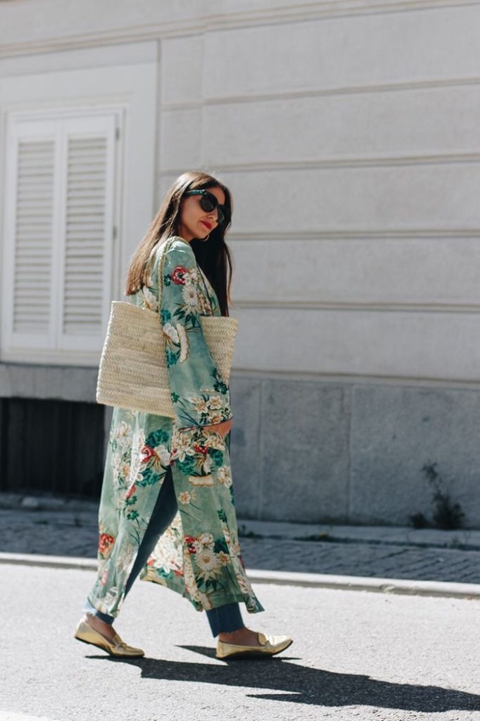 El Kimono Que Está Arrasando Es De Zara. | Effortless Chic