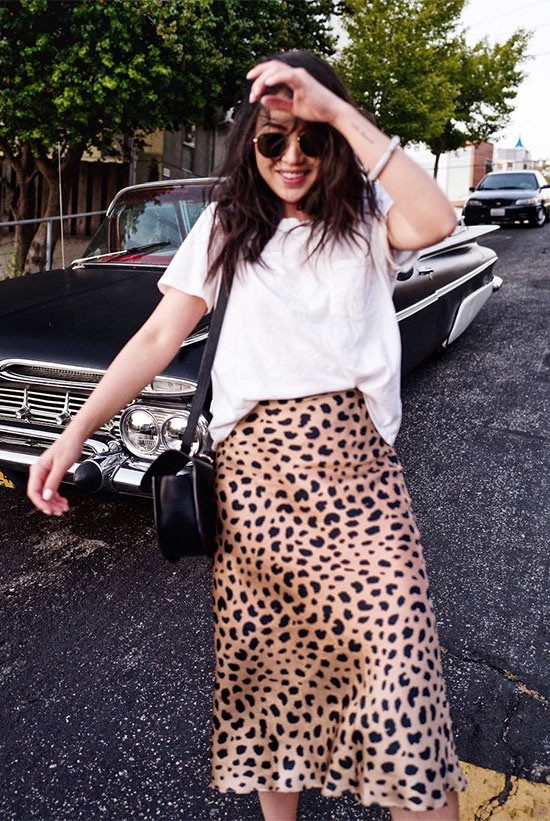 15 outfits comprueban que la falda midi animal print necesita estar en tu  clóset ya! | Effortless Chic