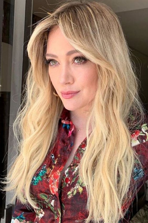 El flequillo cortina arrasa este 2021, ¡y es ideal para todas! Effortless Chic El flequillo cortina arrasa este 2021, ¡y es ideal para todas! Effortless Chic