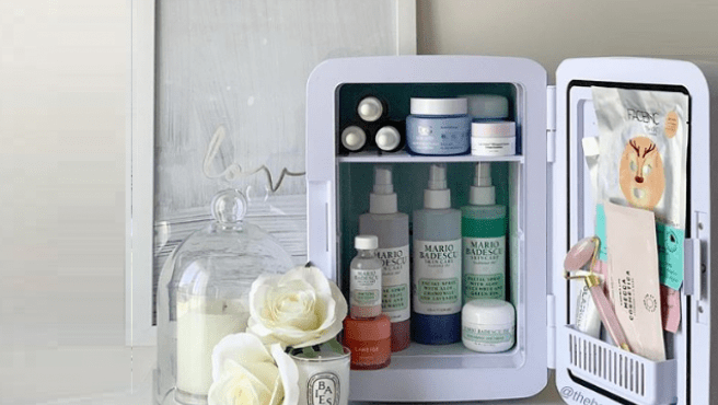cosméticos en el refrigerador