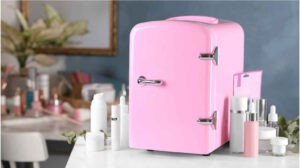 cosméticos en el refrigerador