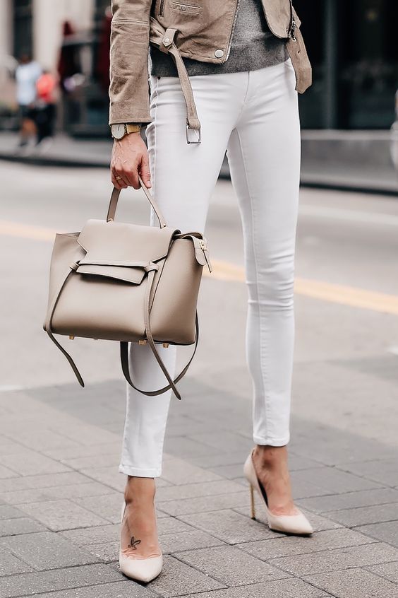 pantalones blancos en invierno