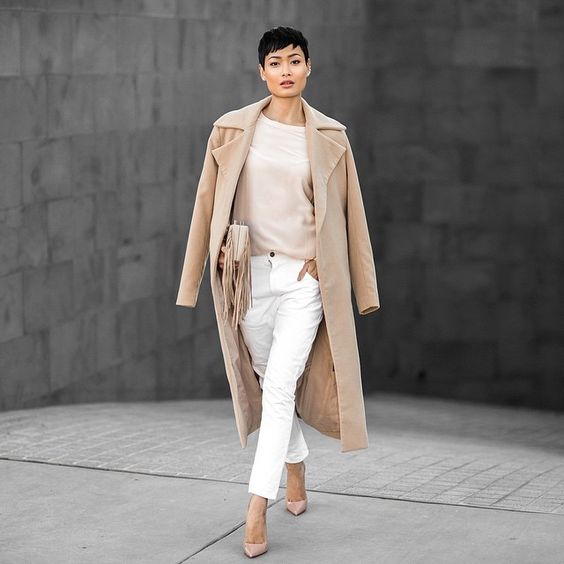 pantalones blancos en invierno