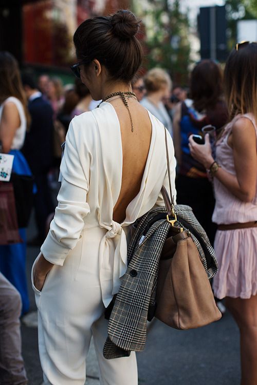 backless