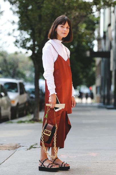 vestido satinado con polera 12