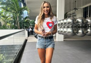 Dear Tee María Paz Blanco